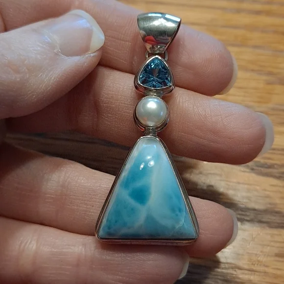 Marahlago Larimar, Pearl and Blue Topaz Sterling Silver Pendant - Picture 3 of 5